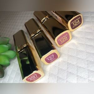 **BUNDLE** L’Oréal bundle lipstick. All New Items.   ***40***